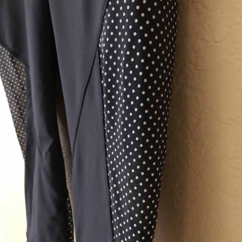 Lululemon Compression Pants - Picture 6 of 8